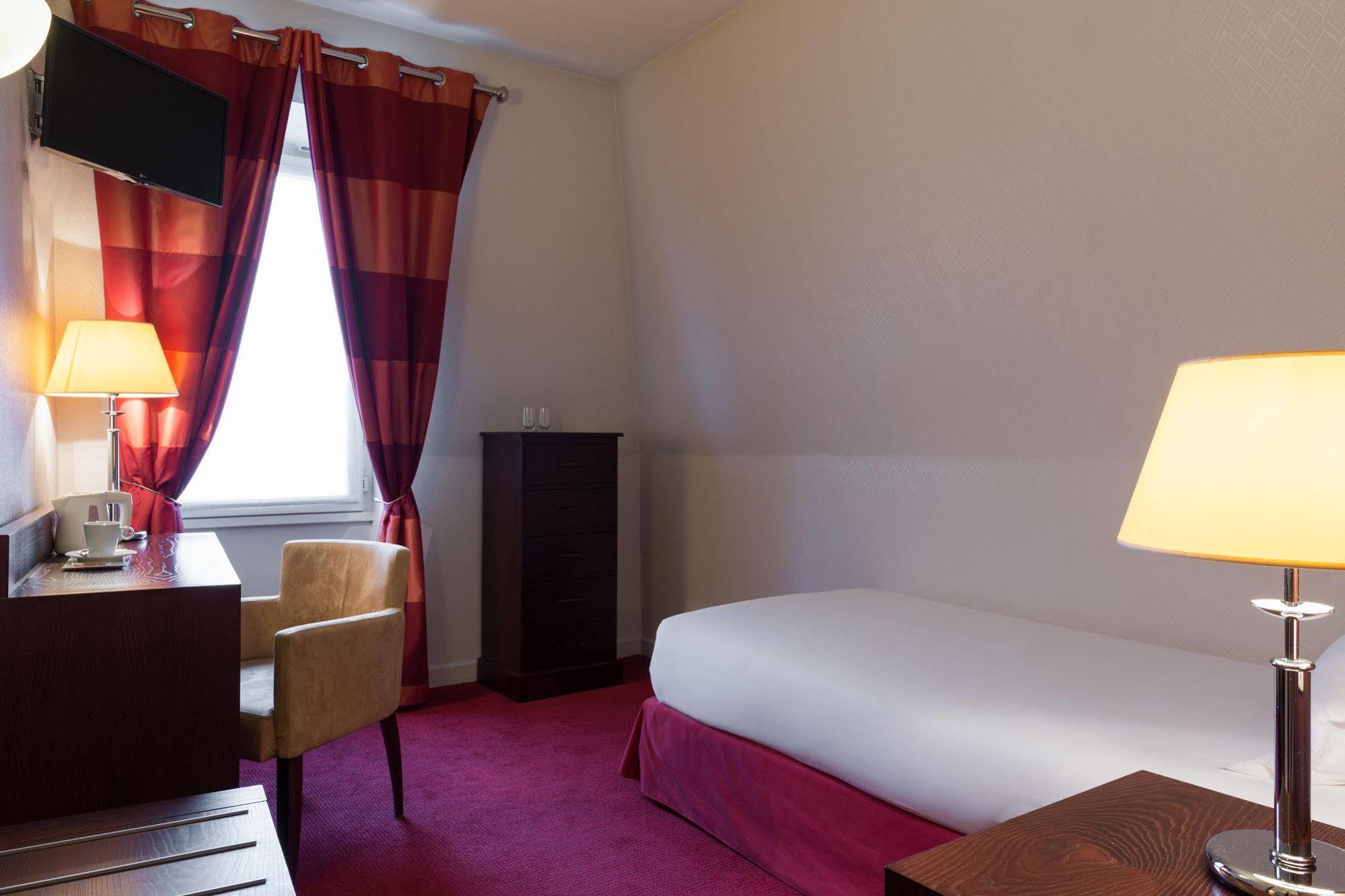 Ibis Styles La Reine 3* Bourg-la-Reine