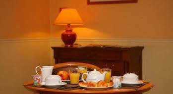 Ibis Styles La Reine Hotel